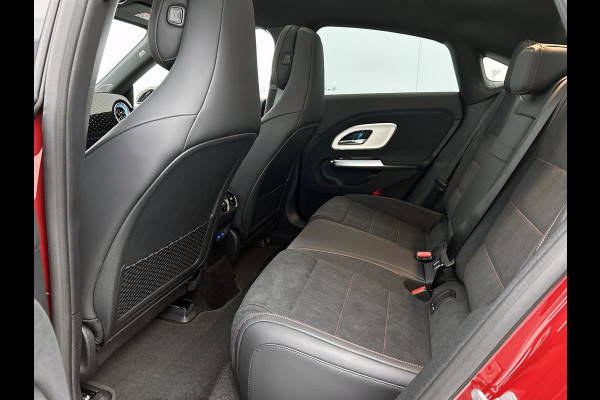 Mercedes-Benz CLA-Klasse 250+ Launch Edition 85 kWh | Nightpakket | GUARD 360° vehicle protection | Warmtepomp | Panoramadak | Smartphone integratie | Memorypakket voorstoelen | Sierdelen aluminium |