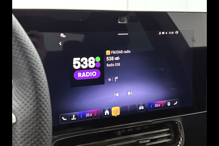 Mercedes-Benz CLA-Klasse 250+ Launch Edition 85 kWh | Nightpakket | GUARD 360° vehicle protection | Warmtepomp | Panoramadak | Smartphone integratie | Memorypakket voorstoelen | Sierdelen aluminium |