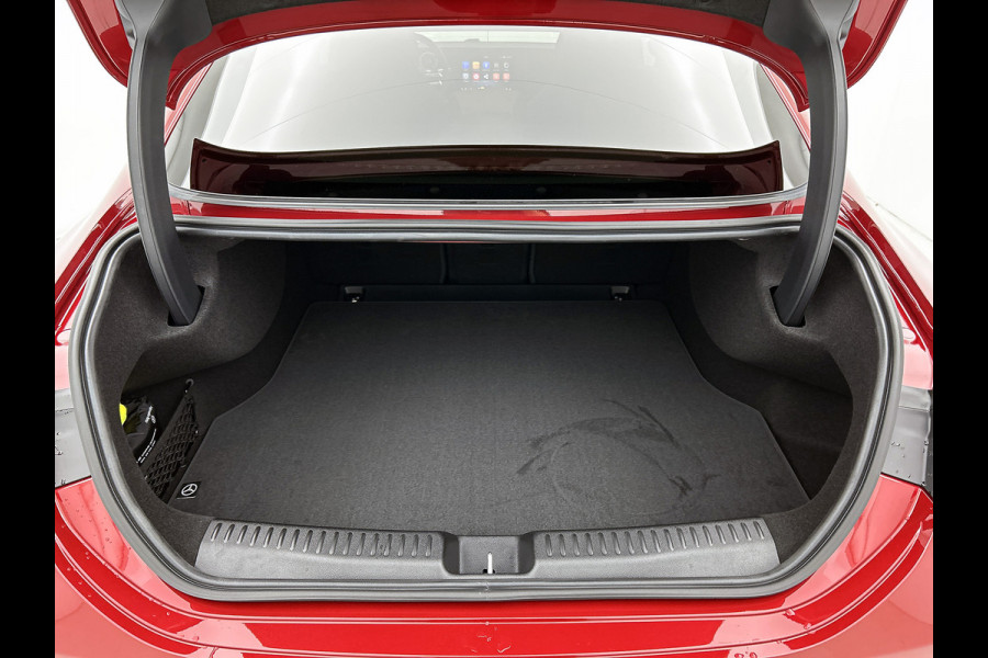Mercedes-Benz CLA-Klasse 250+ Launch Edition 85 kWh | Nightpakket | GUARD 360° vehicle protection | Warmtepomp | Panoramadak | Smartphone integratie | Memorypakket voorstoelen | Sierdelen aluminium |
