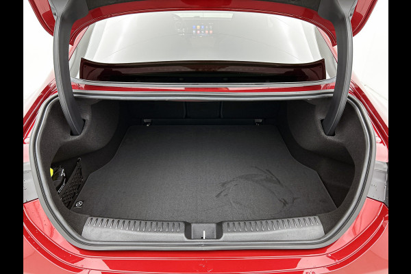 Mercedes-Benz CLA-Klasse 250+ Launch Edition 85 kWh | Nightpakket | GUARD 360° vehicle protection | Warmtepomp | Panoramadak | Smartphone integratie | Memorypakket voorstoelen | Sierdelen aluminium |