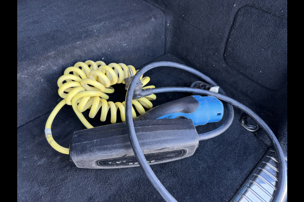 Mercedes-Benz C-Klasse Estate 300 e Business Solution AMG Limited night pakket vol  vol Panoramadak!