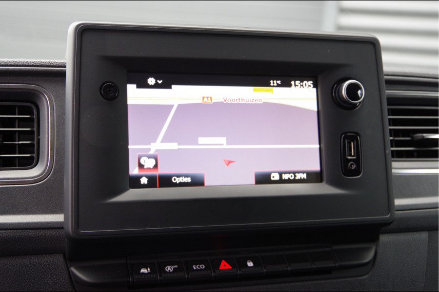 Renault Master BAKWAGEN T35 2.3 dCi 145PK, LAADKLEP, ZIJDEUR, TREKHAAK, CAMERA, NAVI, CRUISE, AIRCO, MEUBELBAK