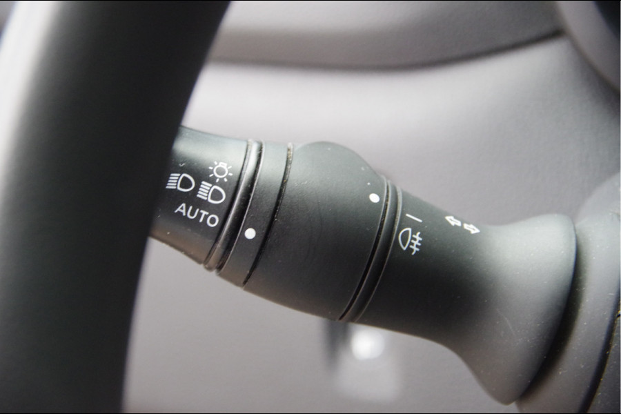 Renault Master BAKWAGEN T35 2.3 dCi 145PK, LAADKLEP, ZIJDEUR, TREKHAAK, CAMERA, NAVI, CRUISE, AIRCO, MEUBELBAK