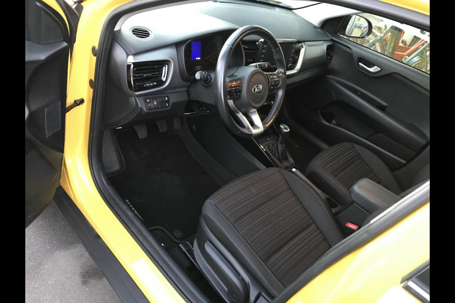 Kia Stonic 1.4 DynamicLine 7 JAAR GARANTIE