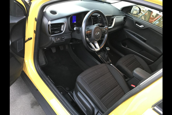Kia Stonic 1.4 DynamicLine 7 JAAR GARANTIE