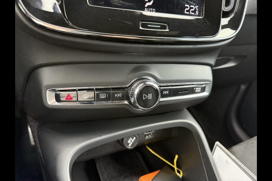 Volvo XC40 1.5 T4 Recharge R-Design | ZUID | 210pk | Parking pack| Draadloos opladen | PHEV | 1.800kg Trekgewicht