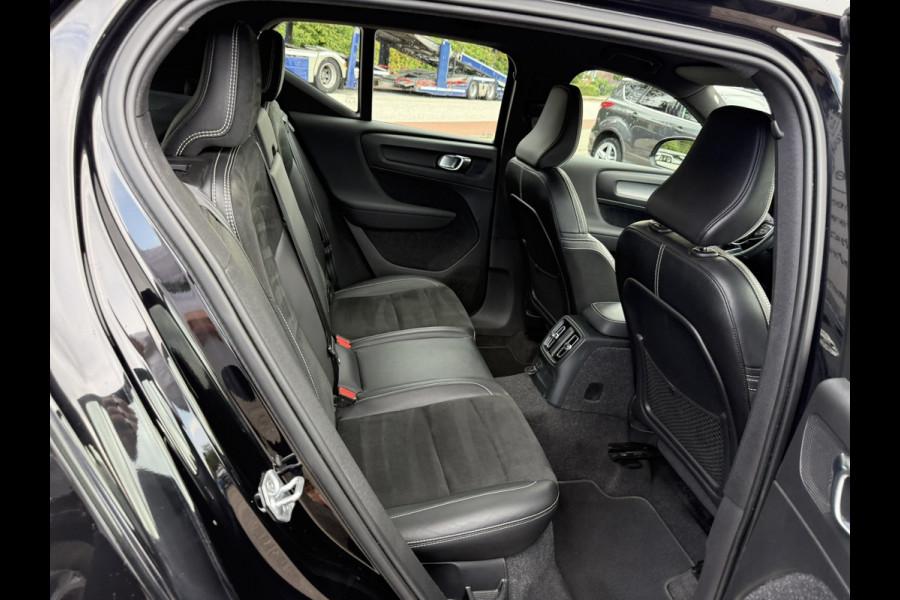 Volvo XC40 1.5 T4 Recharge R-Design | ZUID | 210pk | Parking pack| Draadloos opladen | PHEV | 1.800kg Trekgewicht