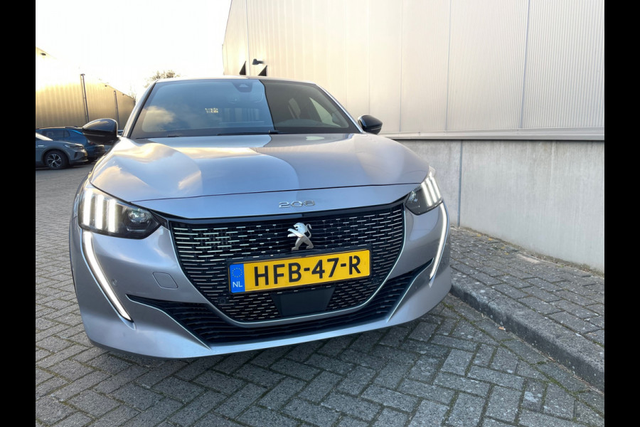 Peugeot 208 1.2 PureTech GT Pack / Camera / Navigatie