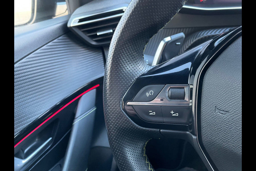 Peugeot 208 1.2 PureTech GT Pack / Camera / Navigatie