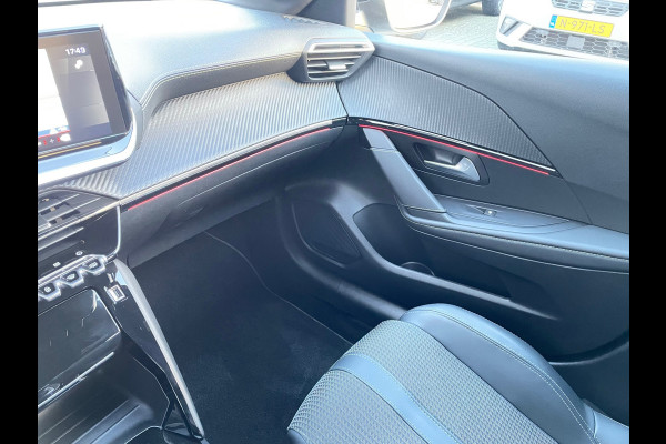 Peugeot 208 1.2 PureTech GT Pack / Camera / Navigatie