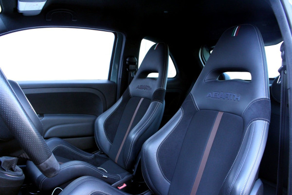 Fiat 500 1.4 T-Jet Abarth 695 70thAnniversary avm 34.000 km BEATS CARPLAY XENON '20