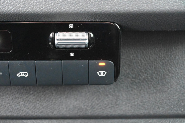 Mercedes-Benz Sprinter 315 CDI L1H1 RWD MBUX met parkeerpakket en camera, Verwarmde voorruit, Etc.