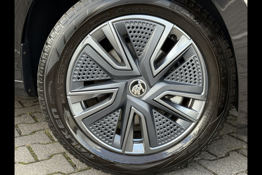 Škoda Fabia 1.0 TSI Business Edition | Pano | CarPlay | ACC | Camera | LED | Keyless | DAB+