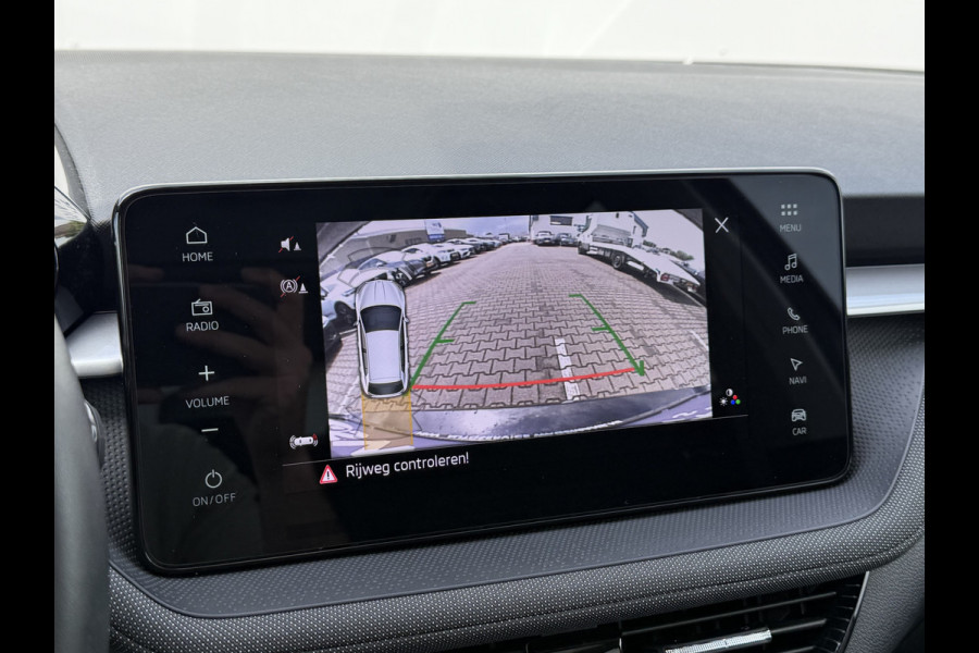 Škoda Fabia 1.0 TSI Business Edition | Pano | CarPlay | ACC | Camera | LED | Keyless | DAB+