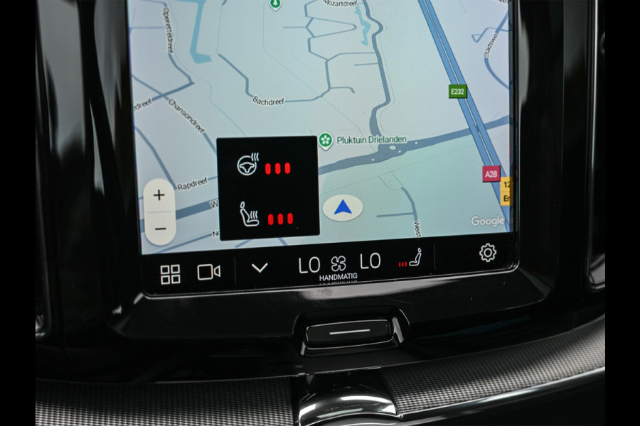 Volvo XC60 2.0 T6 PLUG-IN HYBRID AWD | LONG RANGE | KEYLESS | 360 CAMERA | STOEL- EN STUURVERWARMING | HARMAN/KARDON | ACHTERBANK VERWARMD