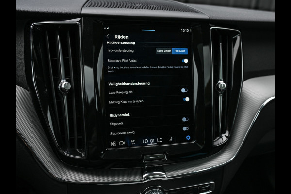 Volvo XC60 2.0 T6 PLUG-IN HYBRID AWD | LONG RANGE | KEYLESS | 360 CAMERA | STOEL- EN STUURVERWARMING | HARMAN/KARDON | ACHTERBANK VERWARMD