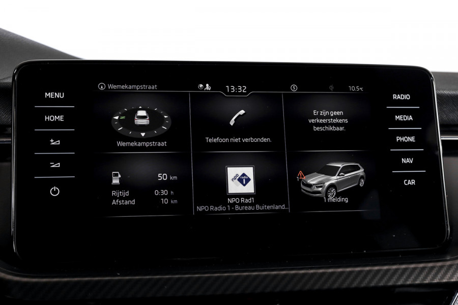 Škoda Kamiq 1.5 TSI ACT 150 PK Monte Carlo - Automaat | Pano | Elek. Trekhaak | Dig. Cockpit | Adapt. Cruise | Stoel+-stuurverw. | PDC | Camera | NAV + App. Connect | ECC | DAB | LM 18" |