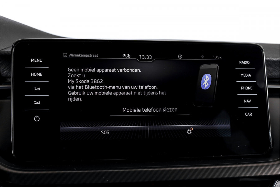 Škoda Kamiq 1.5 TSI ACT 150 PK Monte Carlo - Automaat | Pano | Elek. Trekhaak | Dig. Cockpit | Adapt. Cruise | Stoel+-stuurverw. | PDC | Camera | NAV + App. Connect | ECC | DAB | LM 18" |