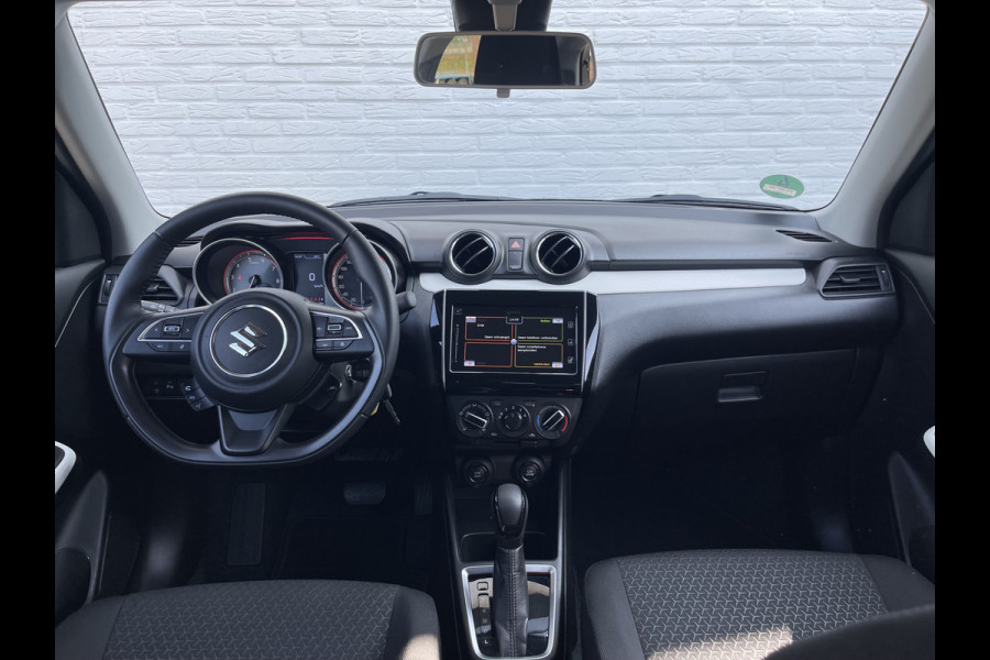 Suzuki Swift 1.2 Select Smart Hybrid | CarPlay | ACC | Camera | DAB+ | LED
