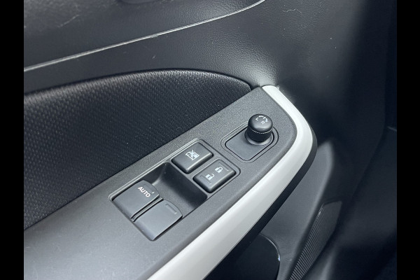 Suzuki Swift 1.2 Select Smart Hybrid | CarPlay | ACC | Camera | DAB+ | LED