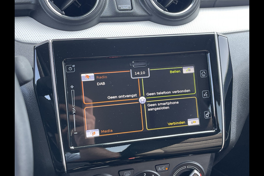 Suzuki Swift 1.2 Select Smart Hybrid | CarPlay | ACC | Camera | DAB+ | LED