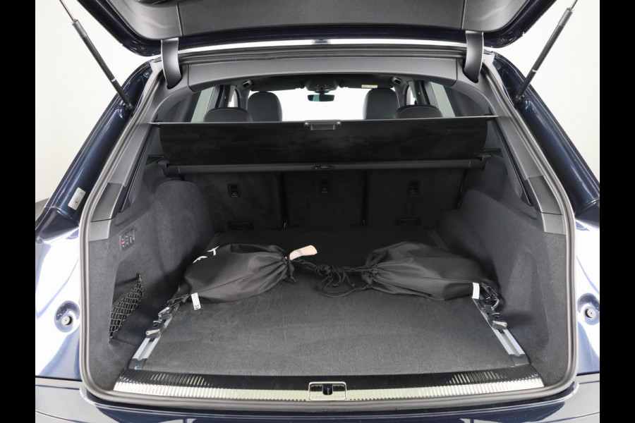 Audi Q7 55 TFSI e quattro Pro Line S 394pk | Trekhaak | Panoramadak | B&O | Vierwielbesturing | Ass.Plus.Remote |