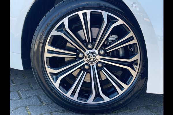 Toyota Corolla Touring Sports 2.0 Hybrid Dynamic | CarPlay | Camera | ACC | LED | Keyless | DAB+