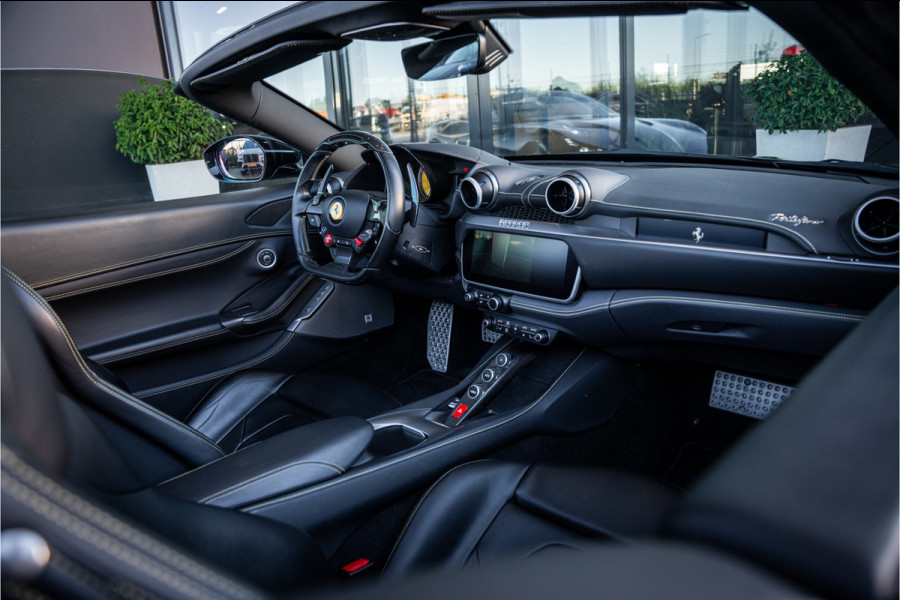 Ferrari Portofino 3.9 V8 HELE - Nero Daytona | Passenger Display | Carbon | JBL | Memory