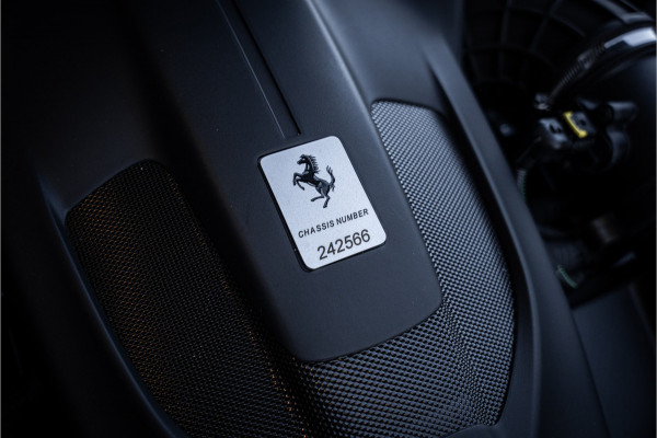 Ferrari Portofino 3.9 V8 HELE - Nero Daytona | Passenger Display | Carbon | JBL | Memory