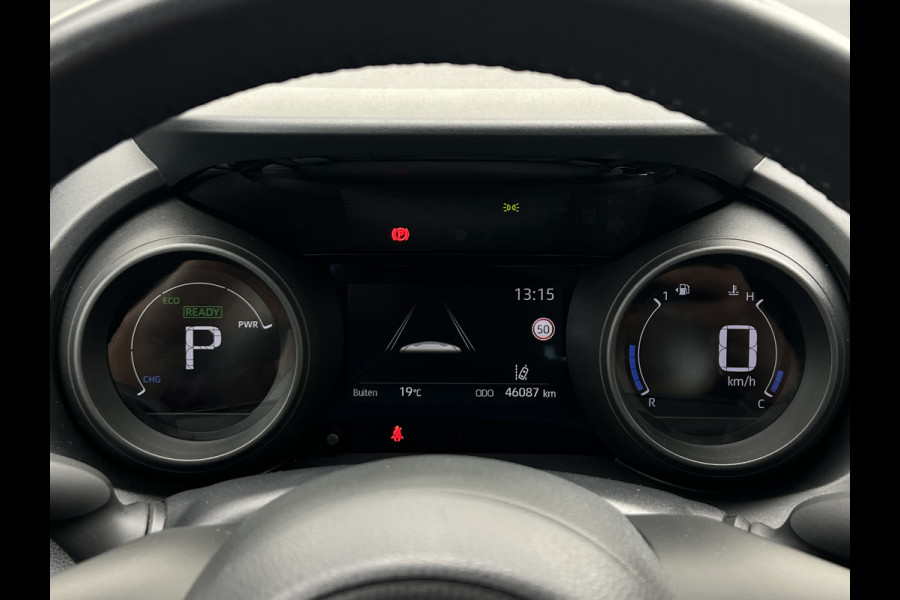 Toyota Yaris 1.5 Hybrid Dynamic | Navi | Carplay | Keyless | Camera