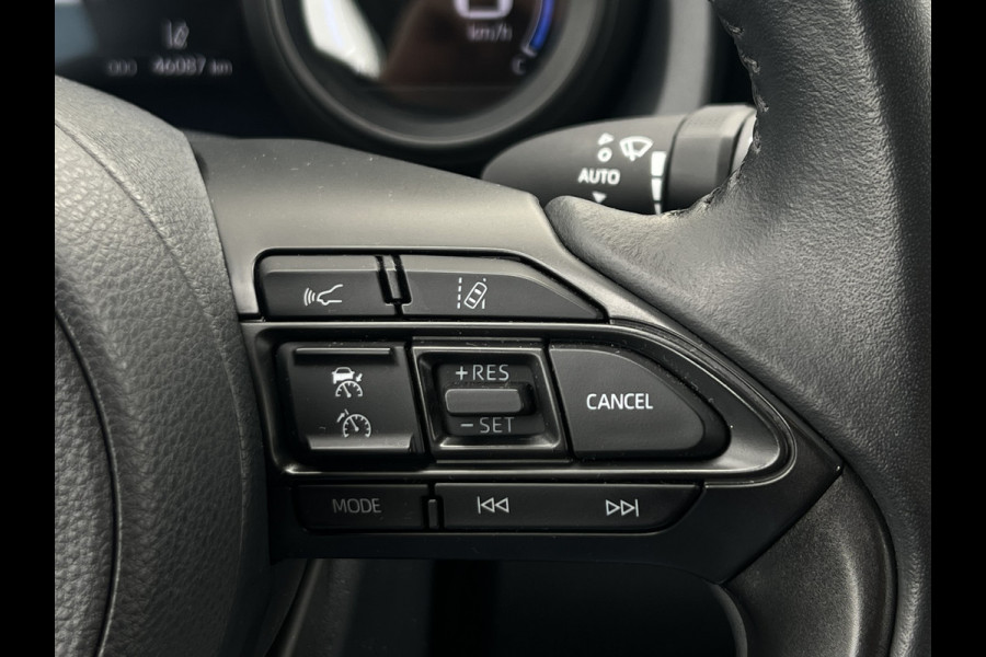 Toyota Yaris 1.5 Hybrid Dynamic | Navi | Carplay | Keyless | Camera