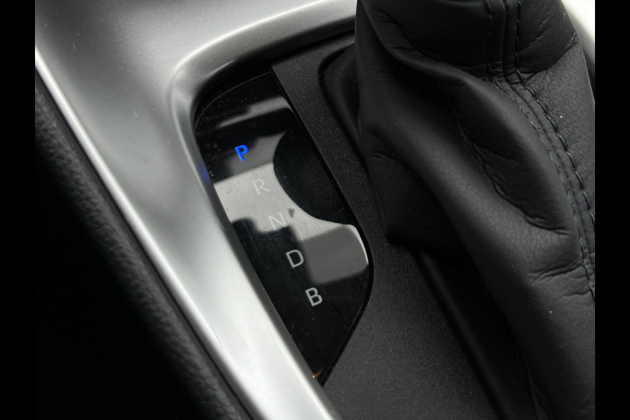 Toyota Yaris 1.5 Hybrid Dynamic | Navi | Carplay | Keyless | Camera