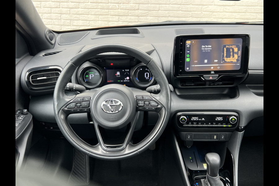 Toyota Yaris 1.5 Hybrid Executive | Pano | JBL Audio | HUD | Camera | Carplay