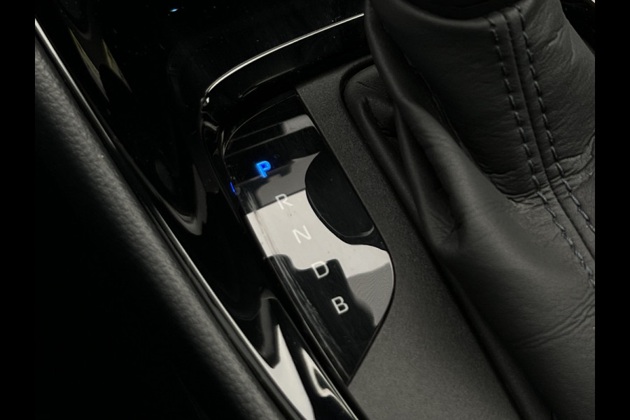 Toyota Yaris 1.5 Hybrid Executive | Pano | JBL Audio | HUD | Camera | Carplay