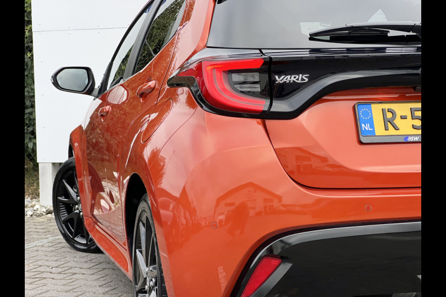 Toyota Yaris 1.5 Hybrid Executive | Pano | JBL Audio | HUD | Camera | Carplay