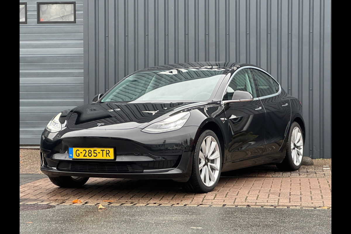 Tesla Model 3 Standard RWD Plus 60 kWh Tesla Model 3 Standard RWD Plus 60 kWh