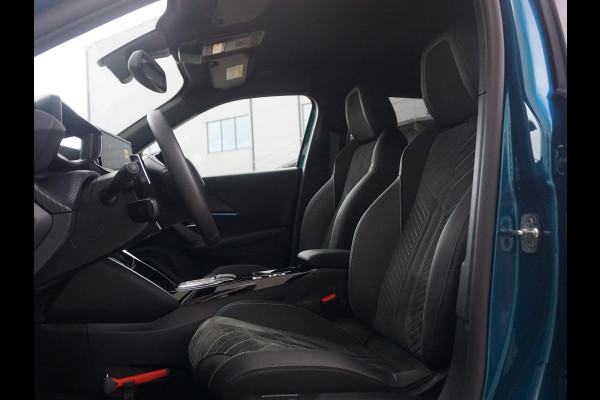 Peugeot 2008 1.2 Hybrid 136 GT Alcantara pakket