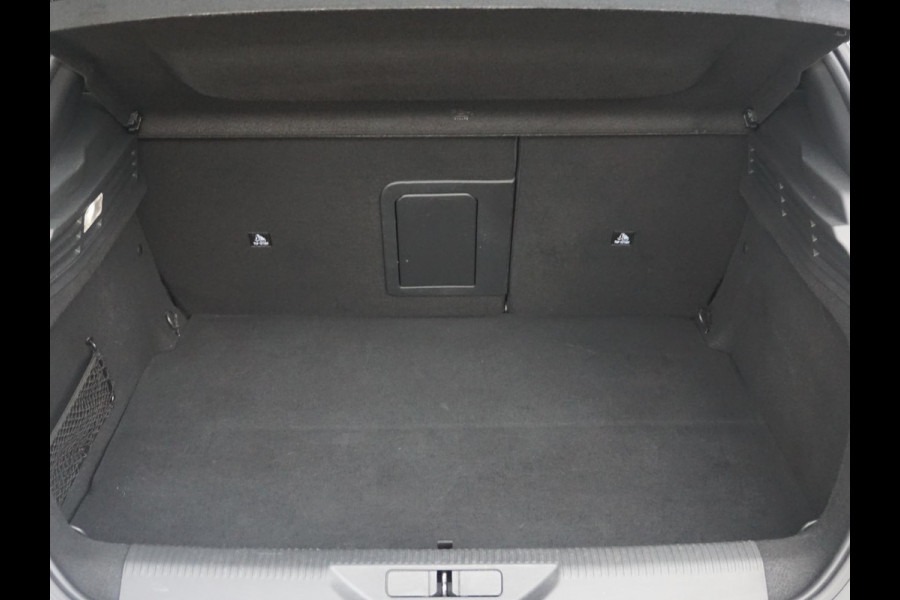 Peugeot E-308 GT First Edition EV 54 kWh