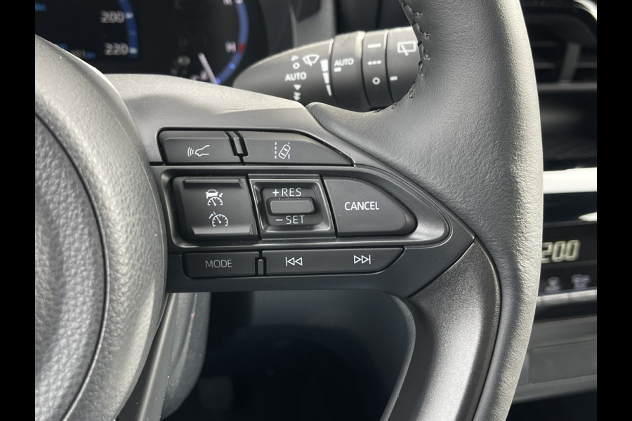 Toyota Yaris Cross 1.5 Hybrid Dynamic | CarPlay | Camera | ACC | LED | DAB+ | Keyless