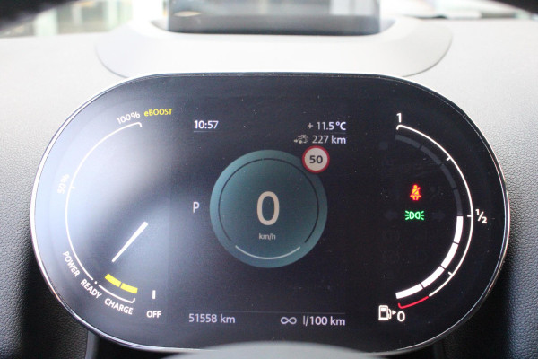 MINI Countryman 2.0 Cooper S E 220PK ALL4 CHILI | UNION JACK ACHTERLICHTEN | LEDEREN BEKLEDING | ELEKTRISCH BEDIENBARE VOORSTOELEN MET GEHEUGENFUNSCTIE OP DE BESTUURDERSSTOEL | STOEL/VOORRUIT VERWARMING | FULL LED KOPLAMPEN | DRAADLOZE APPLE CARPLAY/ANDROID AUTO | DRAADLOZE TELEFOONLADER | NAVIGATIE | EXTRA GETINTE ACHTERRUITEN | ZWART DAK | 18" LICHTMETALEN VELGEN BLACK 10 SPAAKS | ACHTERUITRIJ CAMERA | PARKEERSENSOREN VOOR EN ACHTER | CLIMATE CONTROL | KEYLESS ENTRY/START | HUD (HEAD UP DISPLAY) | ADAPTIVE CRUISE CONTROL | DAB+ RADIO | DONKERE HEMEL BEKLEDING |