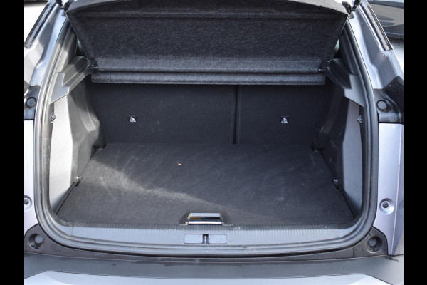 Peugeot 2008 1.2 Hybrid 136 GT ACHTERUITRIJCAMERA MET SENSOREN | NAVI & CARPAY | E.C.C. |