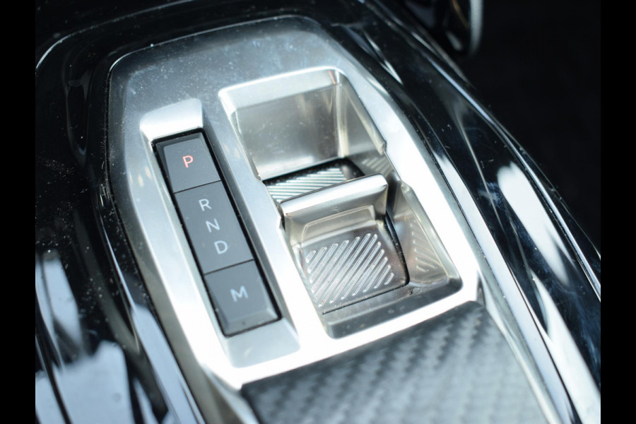 Peugeot 2008 1.2 Hybrid 136 GT ACHTERUITRIJCAMERA MET SENSOREN | NAVI & CARPAY | E.C.C. |