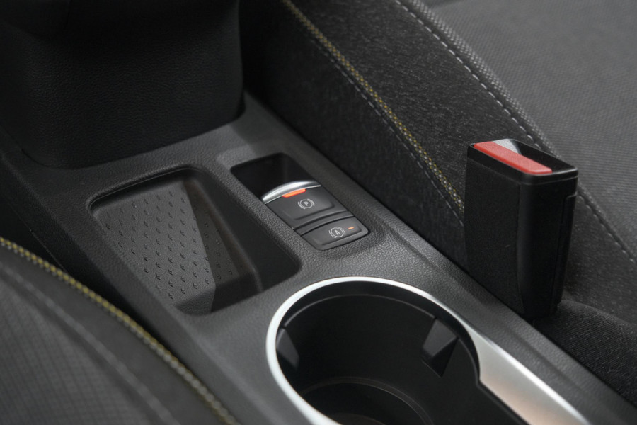 Renault Captur Mild Hybrid 160 EDC Techno | Camera | Navigatie | Apple Carplay | Pack Full Screen