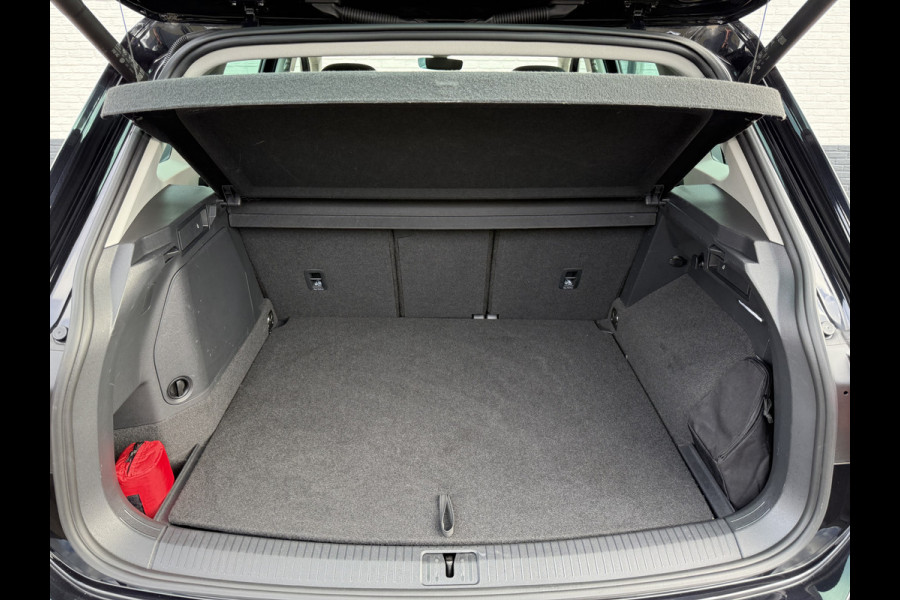 Volkswagen Tiguan 1.4 TSI eHybrid 245pk Elegance | Pano | ACC | Camera | IQ Light | Virtual Cockpit | 18 inch