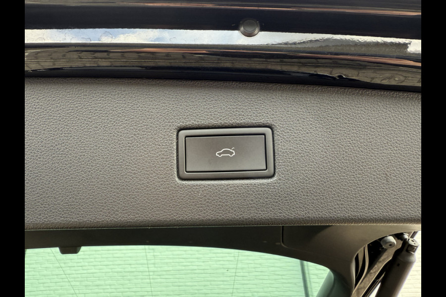 Volkswagen Tiguan 1.4 TSI eHybrid 245pk Elegance | Pano | ACC | Camera | IQ Light | Virtual Cockpit | 18 inch