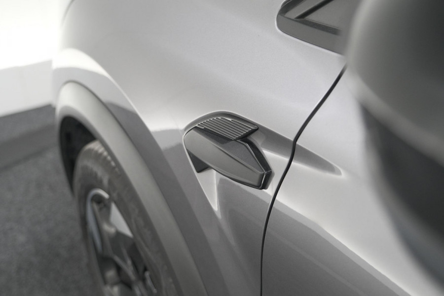 Renault Captur TCe 90 Techno | Nieuw Model | Camera | Navigatie | Apple Carplay | Pack Full Screen | 18 Inch Lichtmetalen Velgen