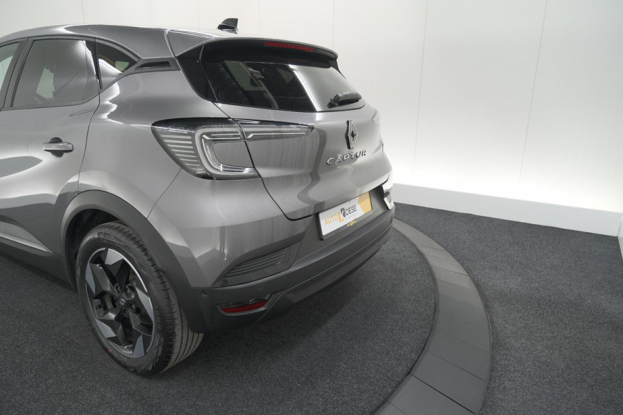 Renault Captur TCe 90 Techno | Nieuw Model | Camera | Navigatie | Apple Carplay | Pack Full Screen | 18 Inch Lichtmetalen Velgen