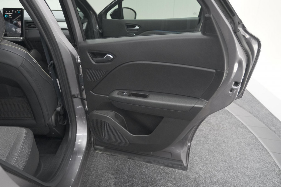 Renault Captur TCe 90 Techno | Nieuw Model | Camera | Navigatie | Apple Carplay | Pack Full Screen | 18 Inch Lichtmetalen Velgen