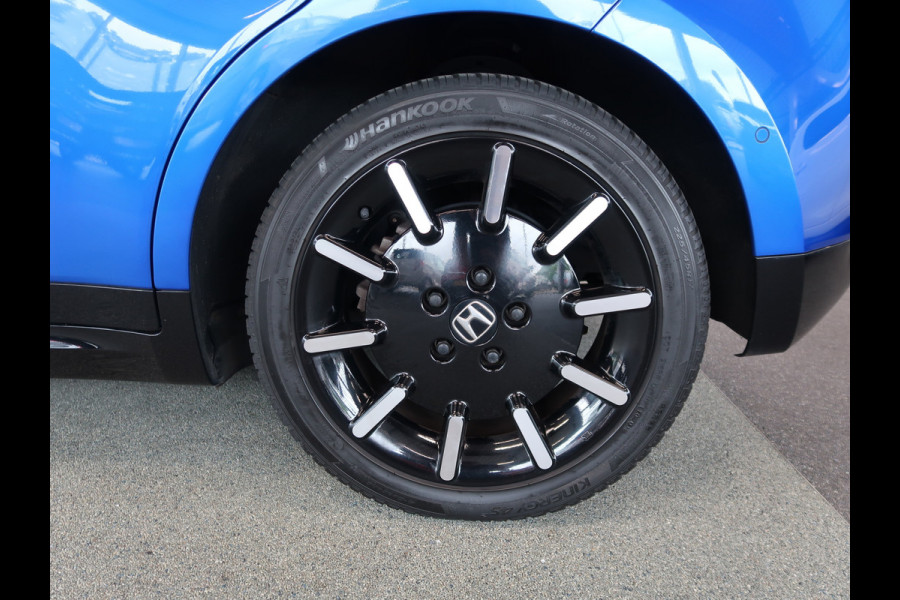 Honda E Advance 17" PANORAMADAK/360CAMERA/CARPLAY/WINTERPACK/KEYLESS