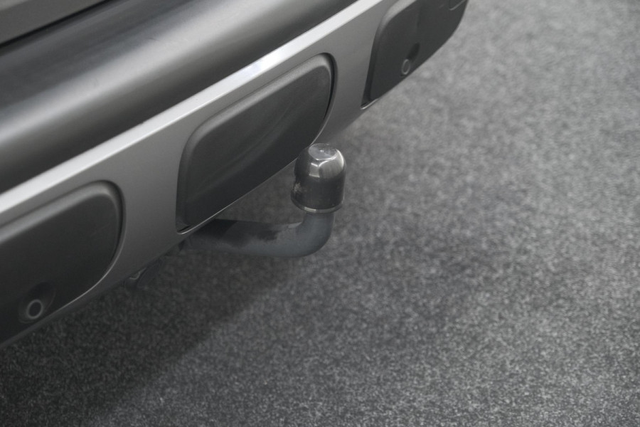 Citroën C3 Aircross PureTech 130 EAT6 S&S Shine | Trekhaak | Camera | Panoramadak | Dodehoekdetectie | Stoelverwarming | HIFI audio systeem